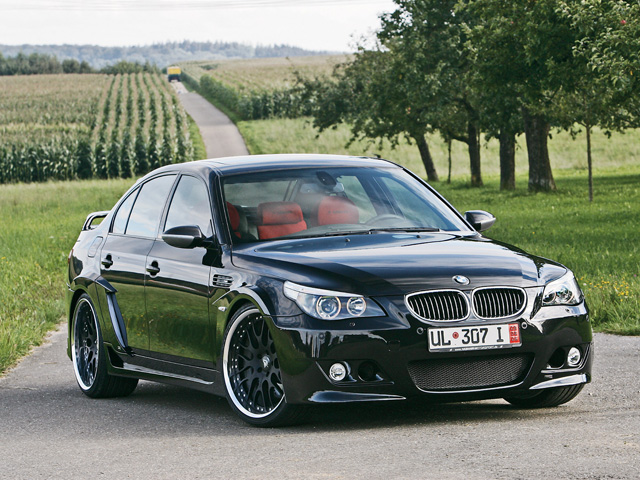 BMW M5: 2 фото