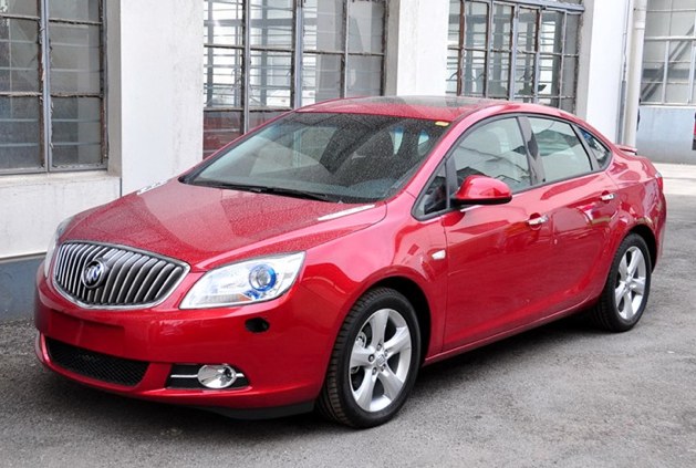 Buick Excelle: 7 фото