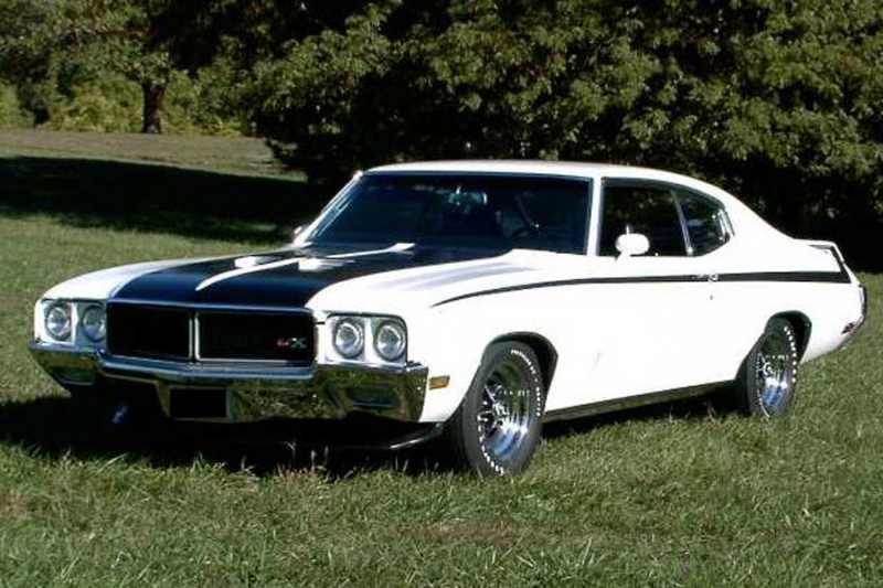 Buick GSX: 8 фото