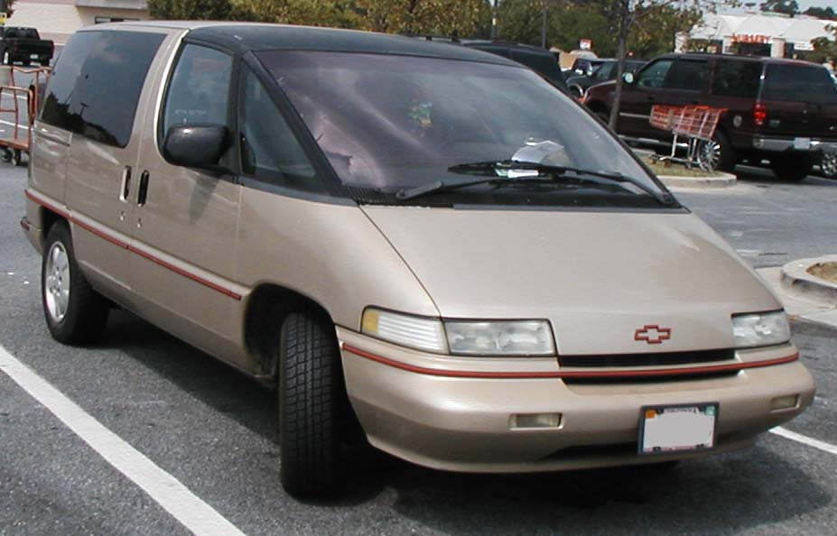 Chevrolet Lumina: 4 фото
