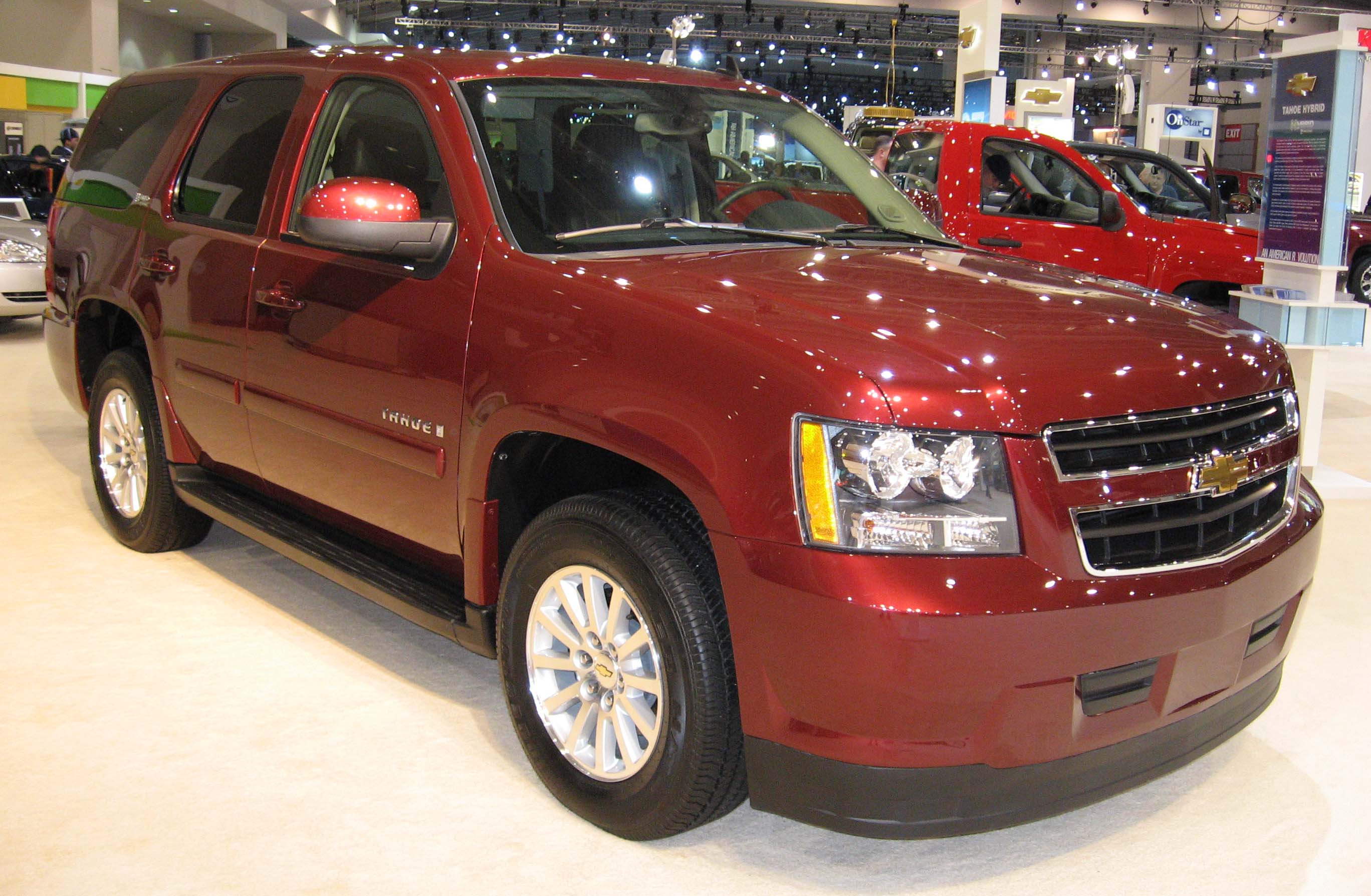 Chevrolet Tahoe Hybrid: 7 фото