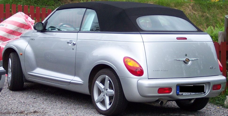 Chrysler PT Cruiser Cabrio: 4 фото