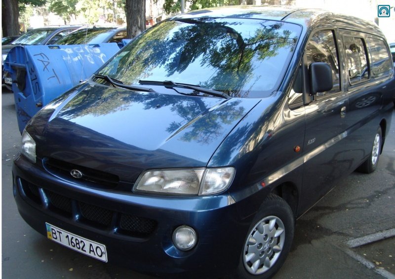 Hyundai H200: 12 фото