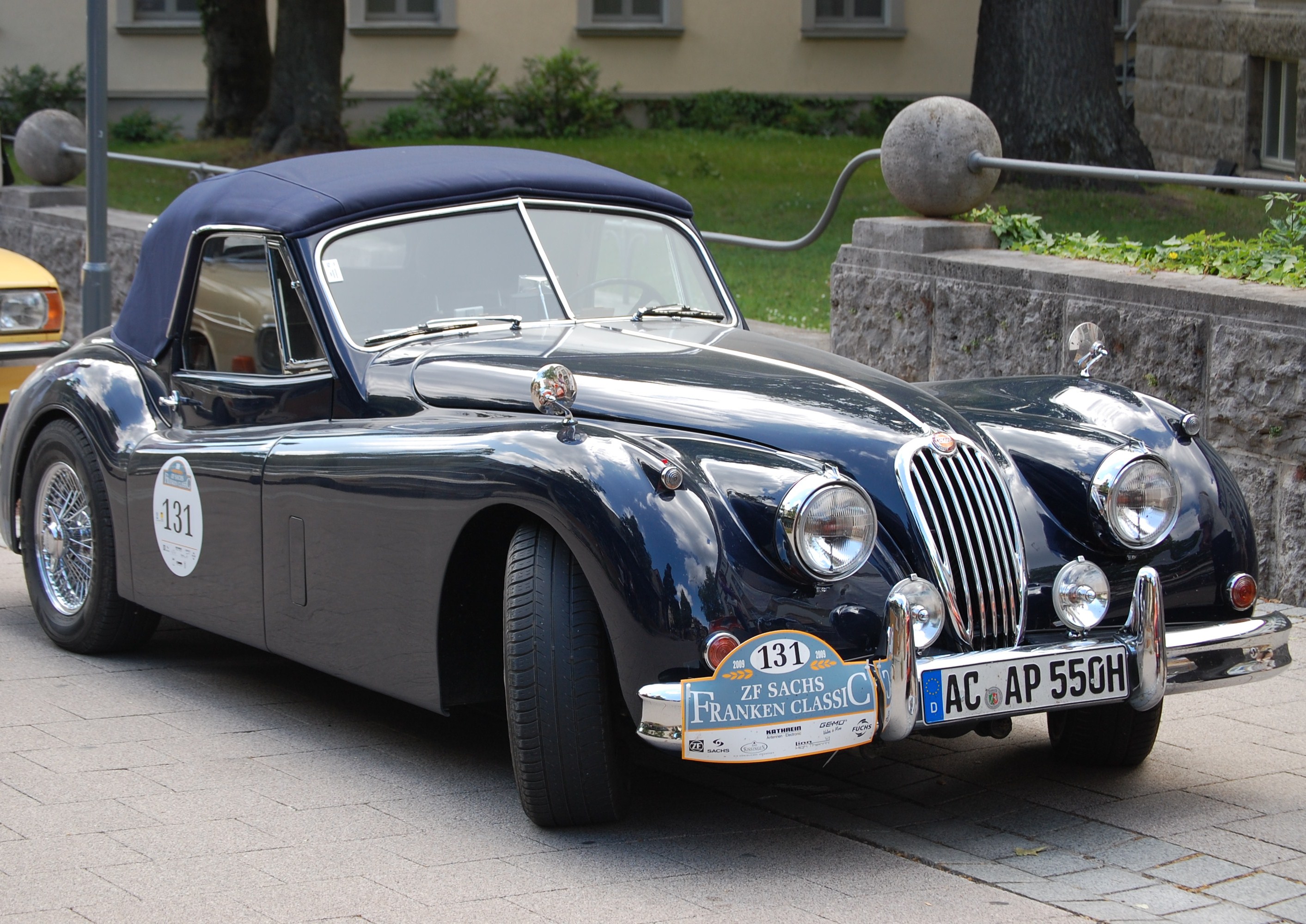 Jaguar XK 140: 10 фото