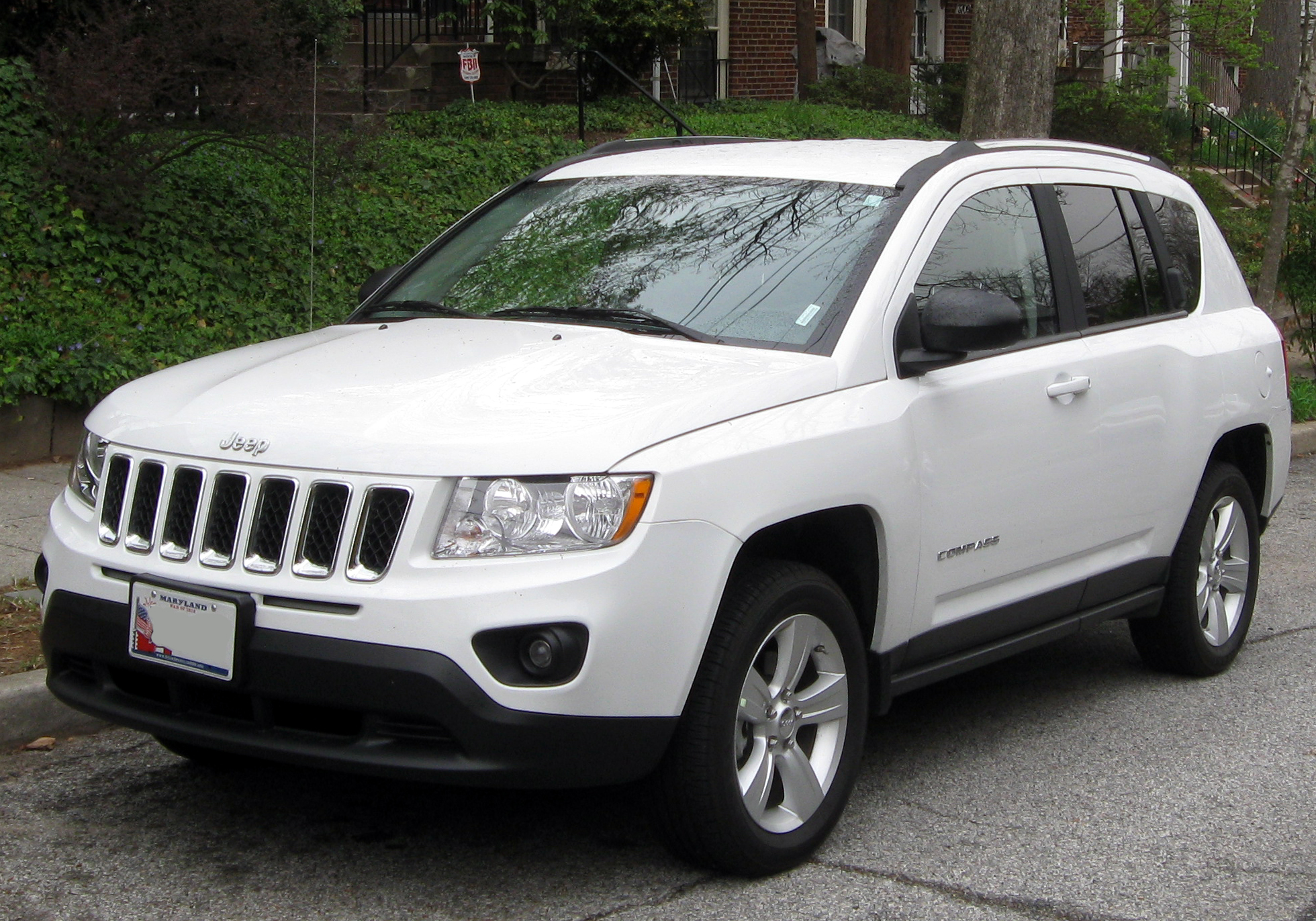 Jeep Compass: 12 фото