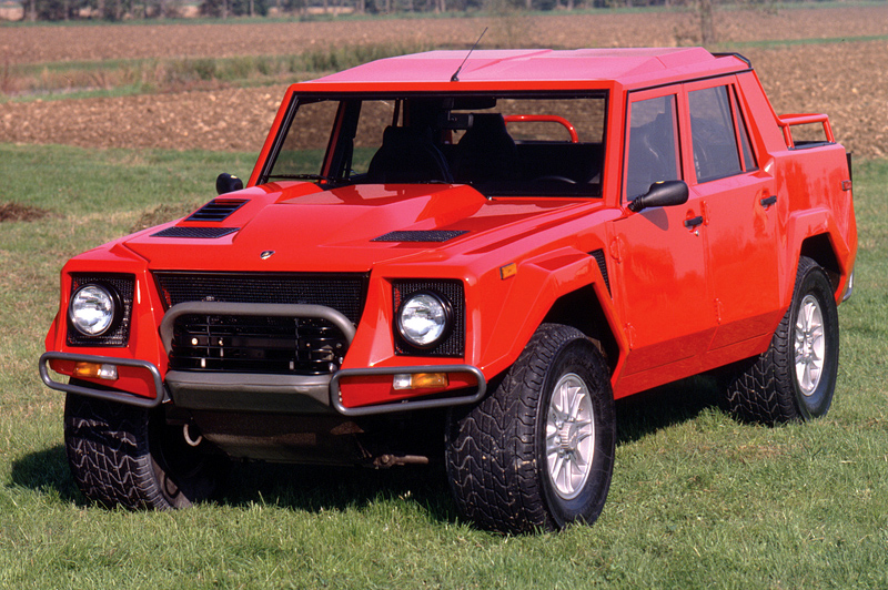 Lamborghini LM-002: 3 фото