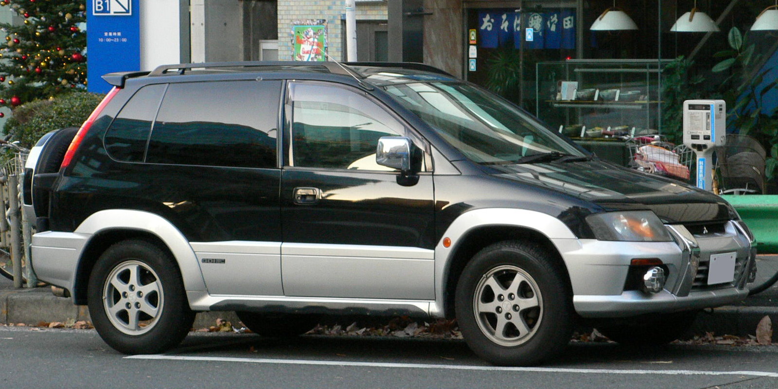 Mitsubishi RVR