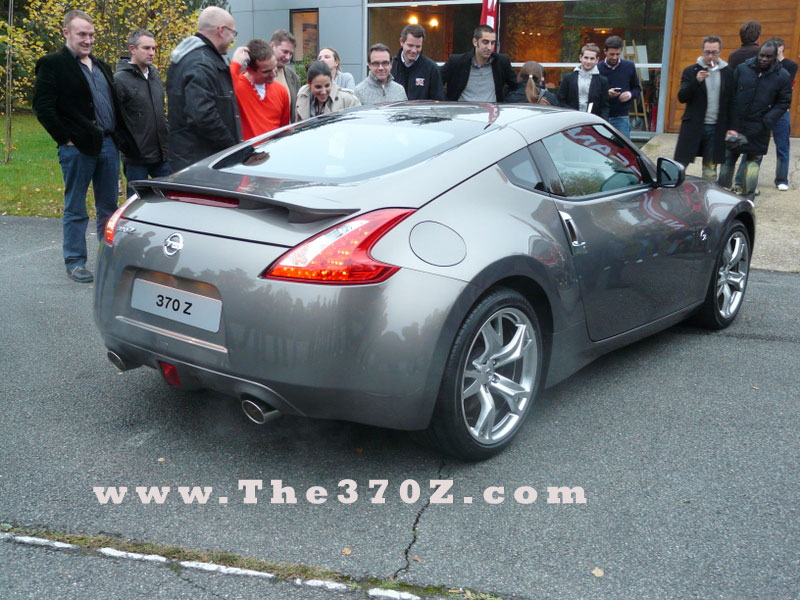 Nissan 370Z: 4 фото