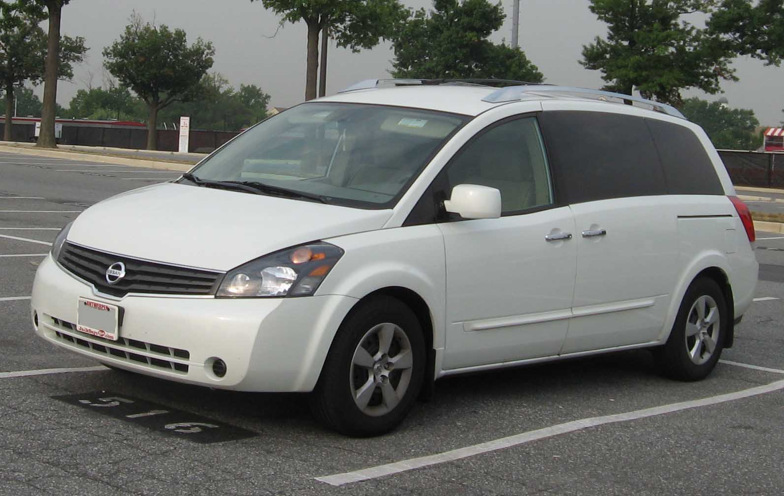 Nissan Quest: 9 фото