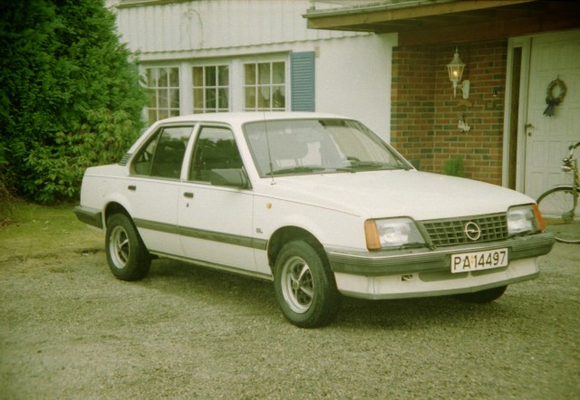 Opel Ascona: 12 фото