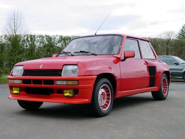 Renault 5: 6 фото