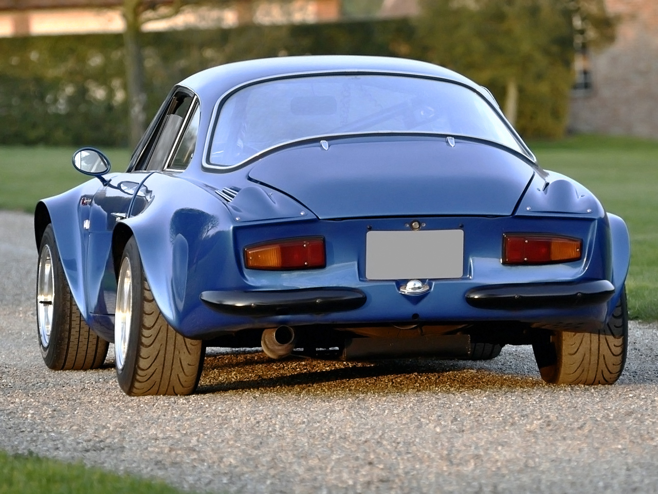 Renault Alpine: 9 фото