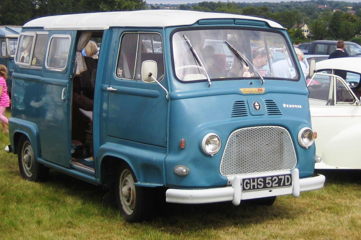 Renault Estafette: 2 фото