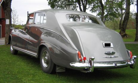 Rolls-Royce Silver Wraith: 11 фото