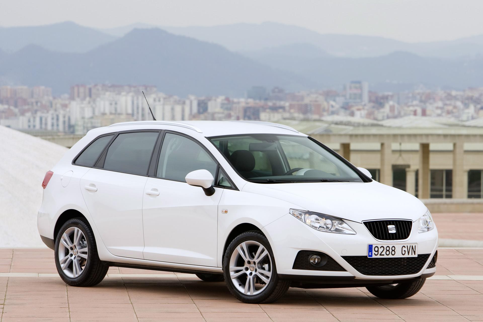 Seat Ibiza ST: 8 фото