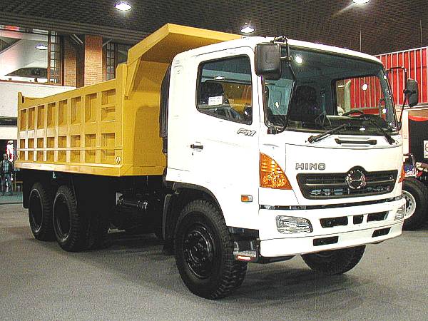 Hino: 7 фото