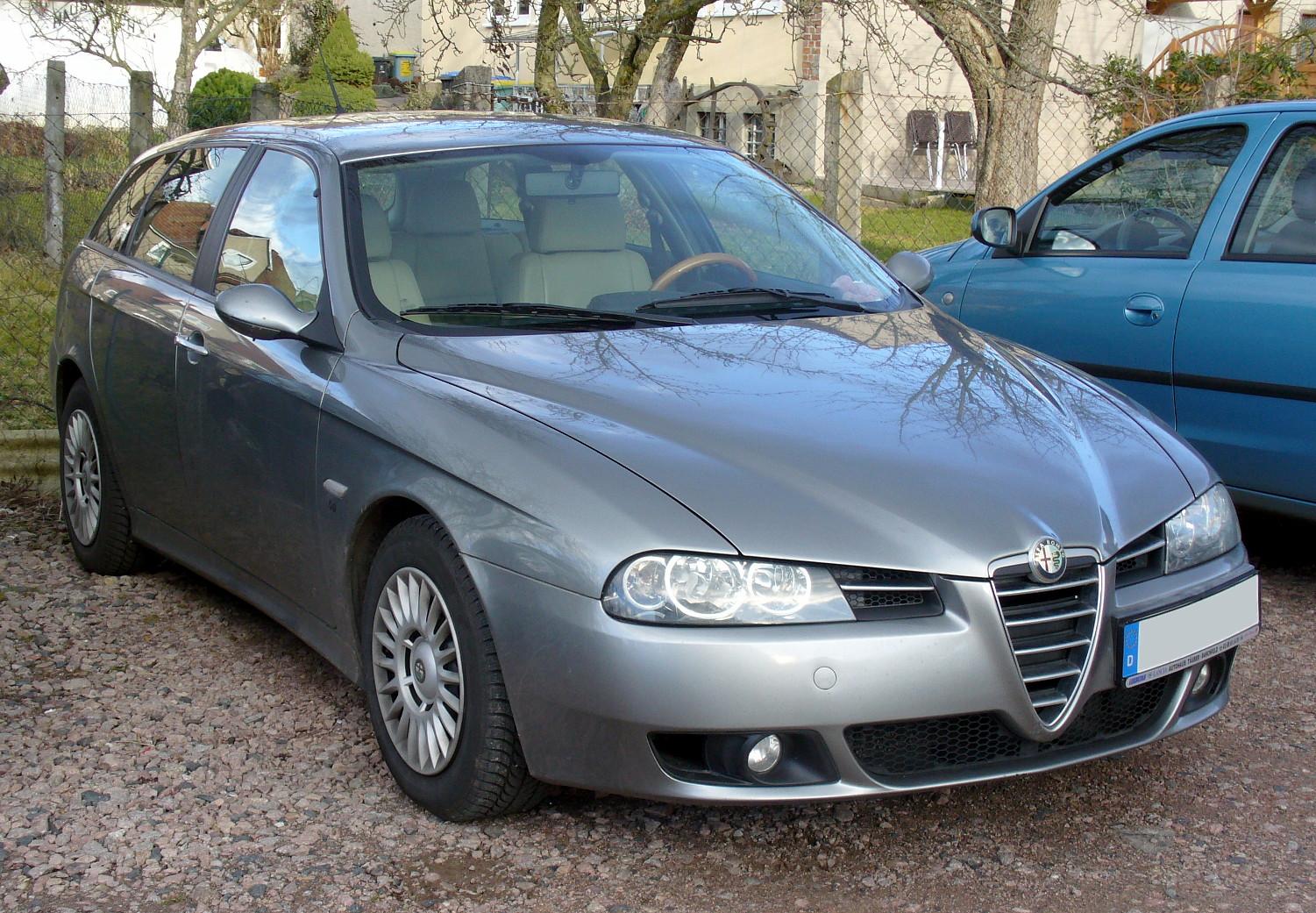 Alfa Romeo 156 Sport Wagon: 11 фото