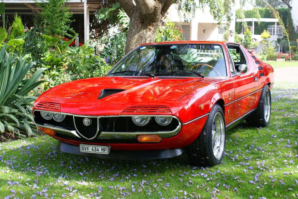 Alfa Romeo Montreal: 9 фото