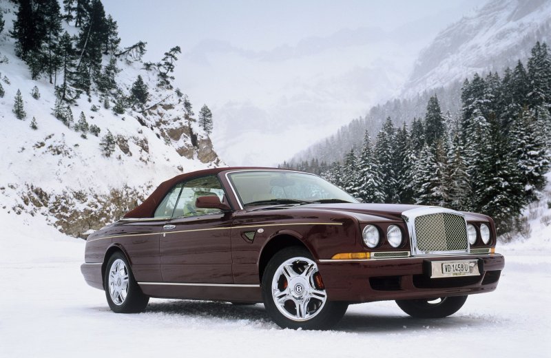 Bentley Azure: 5 фото