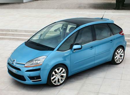 Citroen Grand C4 Picasso: 8 фото