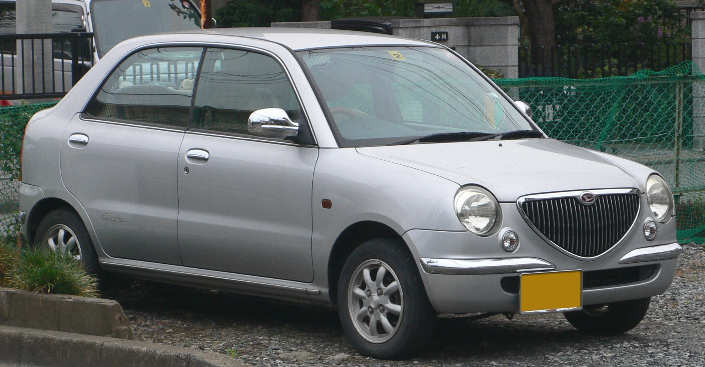 Daihatsu Opti: 9 фото