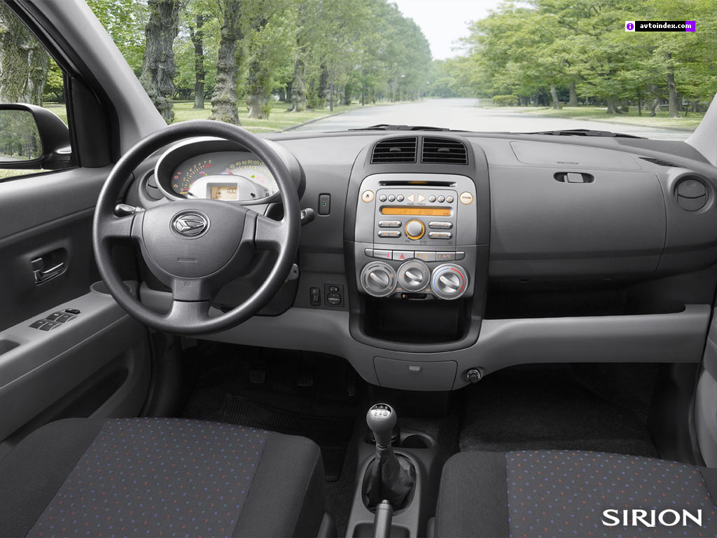 Daihatsu Sirion: 2 фото