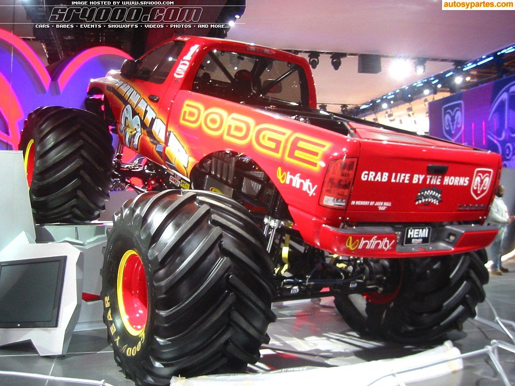 Dodge Ram III: 07 фото