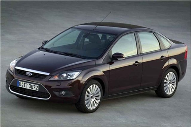 Ford Focus Sedan: 11 фото