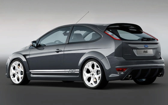 Ford Focus: 2 фото