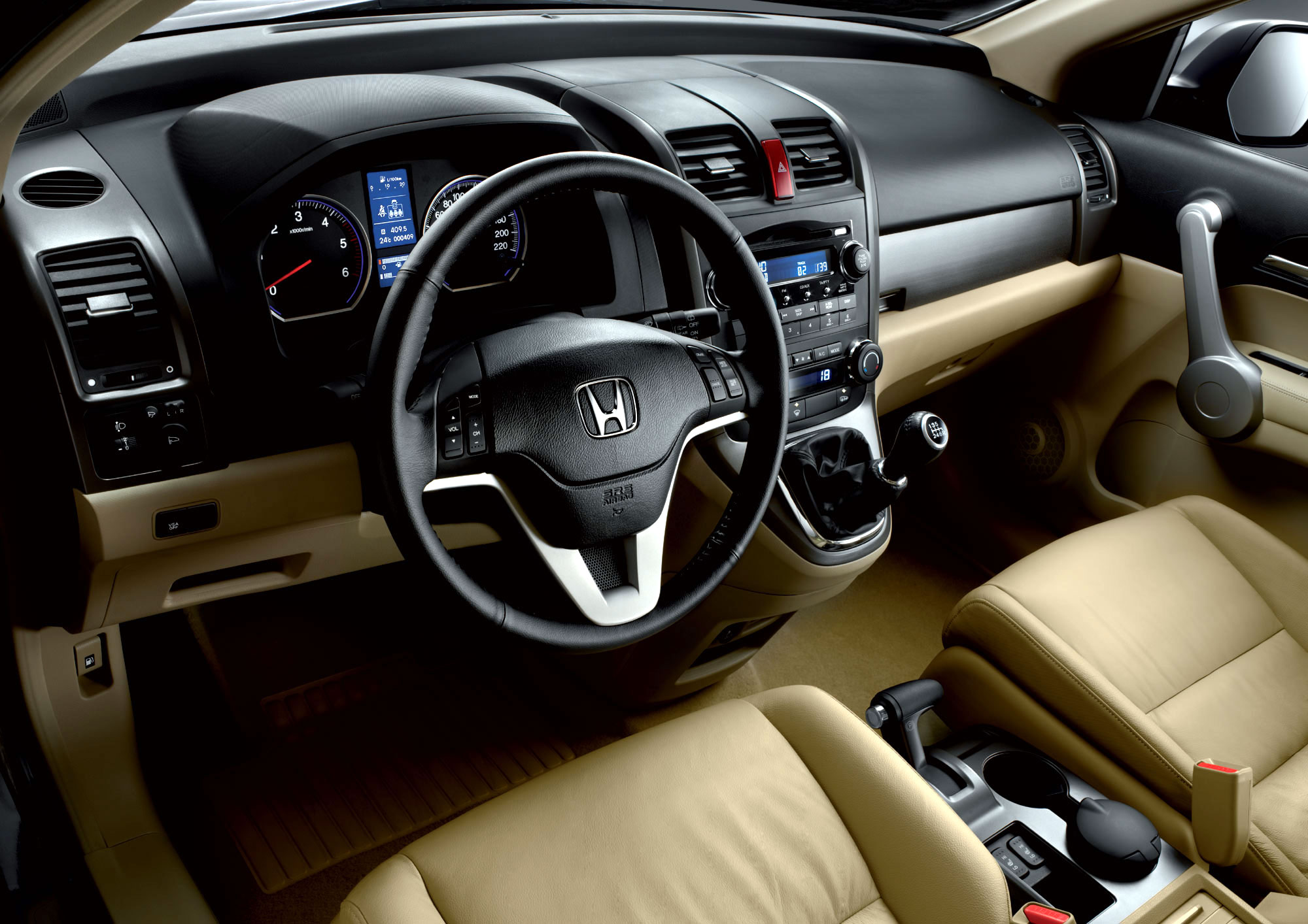 Honda CR-V: 8 фото