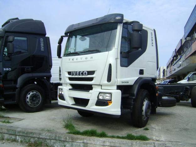 Iveco Tector: 2 фото