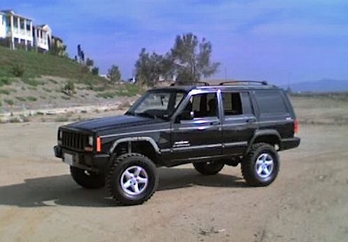 Jeep Cherokee XJ: 2 фото