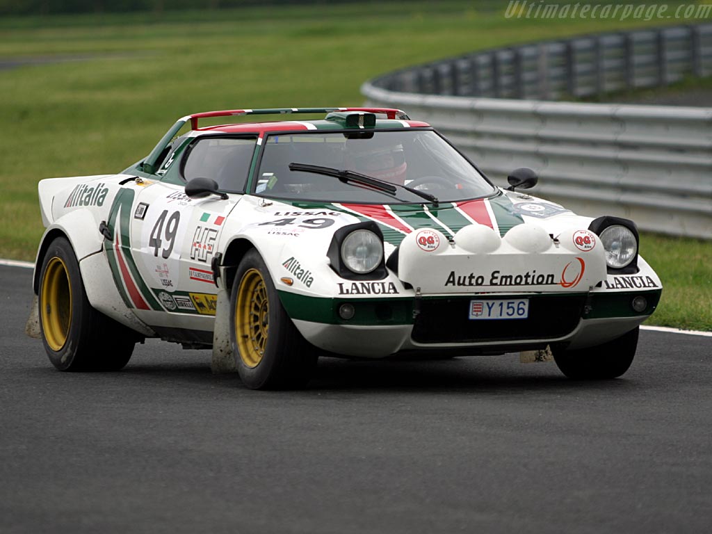 Lancia Stratos: 4 фото