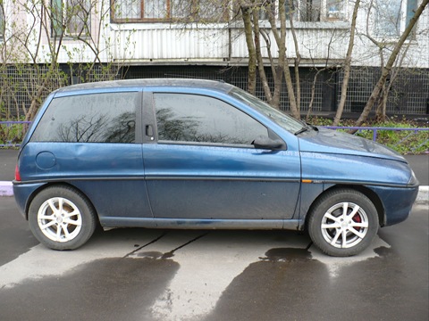 Lancia Y10: 10 фото