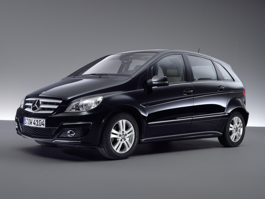 Mercedes B-class: 8 фото