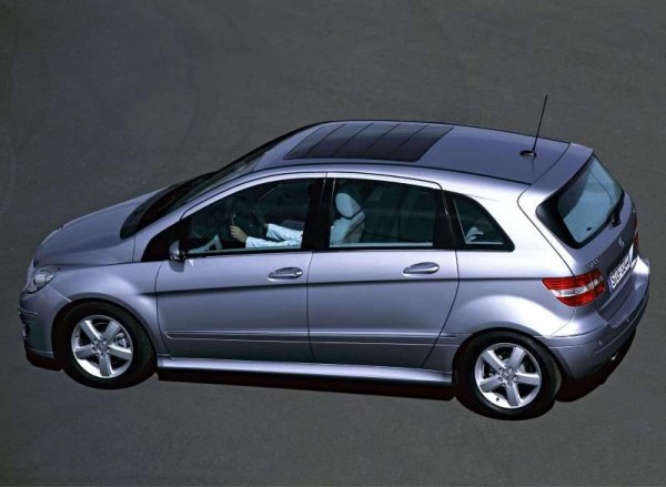 Mercedes B-class: 9 фото