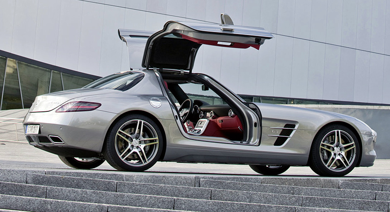 Mercedes-Benz SLS AMG: 11 фото