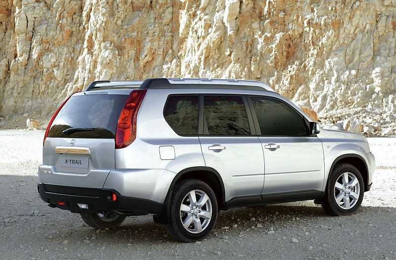 Nissan X-Trail: 12 фото