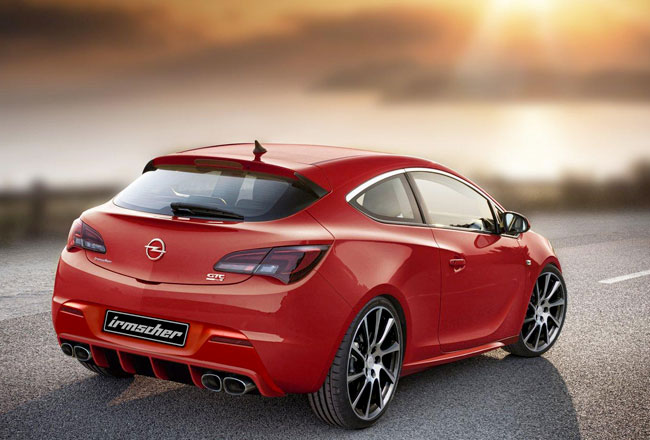 Opel Astra GTC: 12 фото