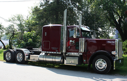 Peterbilt 389: 3 фото