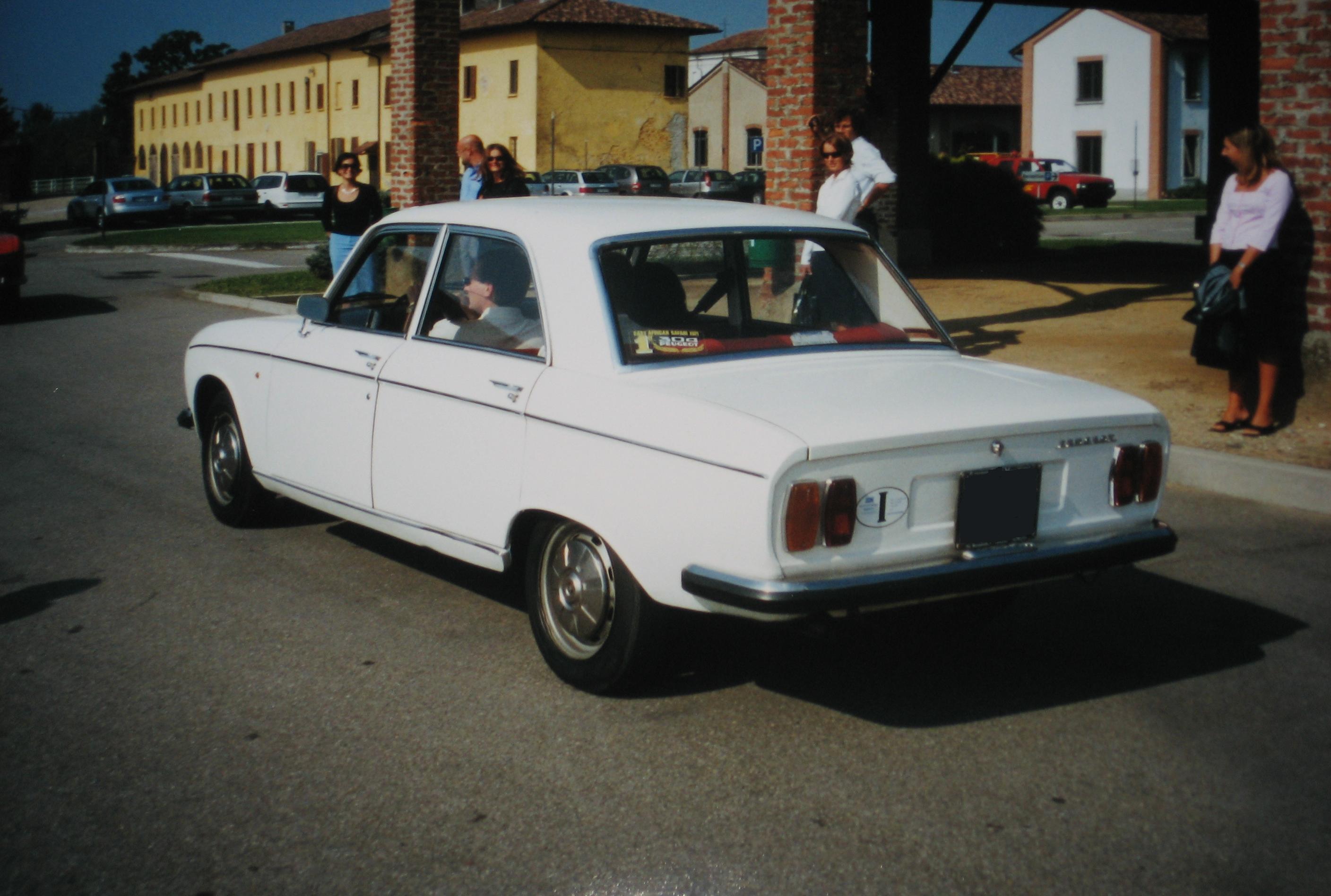 Peugeot 304: 8 фото