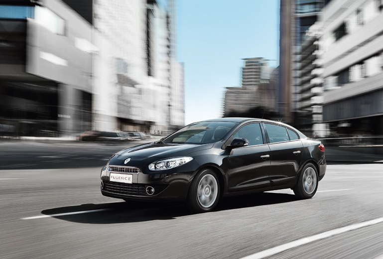 Renault Fluence: 10 фото