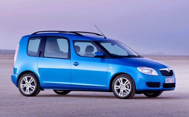 Skoda Roomster: 12 фото