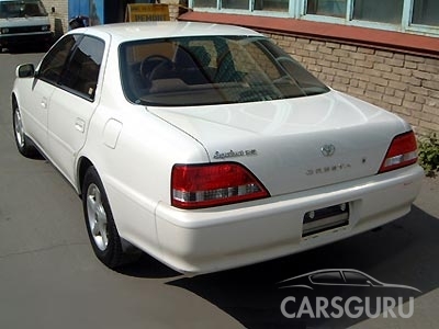 Toyota Cresta: 4 фото