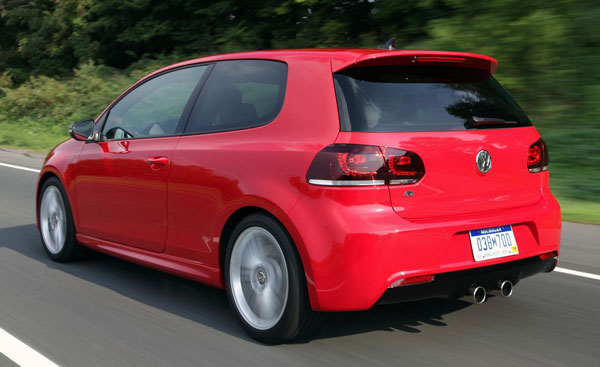 Volkswagen Golf R 3-door: 8 фото