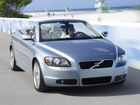 Volvo C70: 7 фото